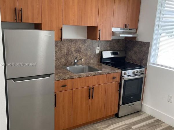 120 NE 55th St , Unit 3, Miami, FL 33137