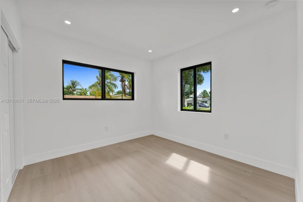 18810 NW 8th Ct , Miami Gardens, FL 33169 Photo