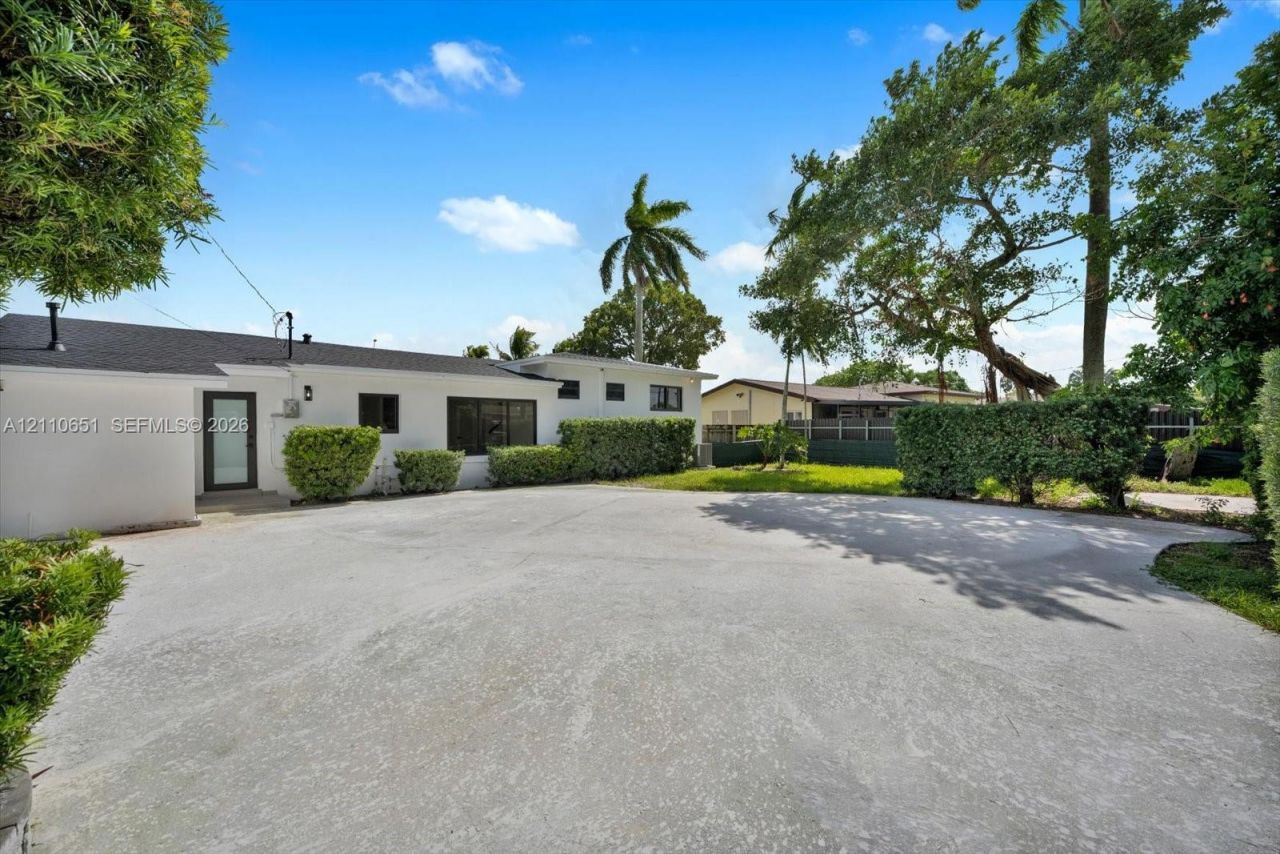 18810 NW 8th Ct , Miami Gardens, FL 33169 Photo
