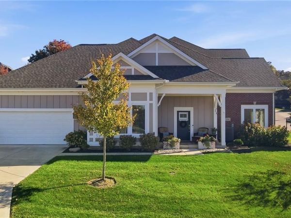 154 Pointe Oakwood Way, Oakwood, OH 45409