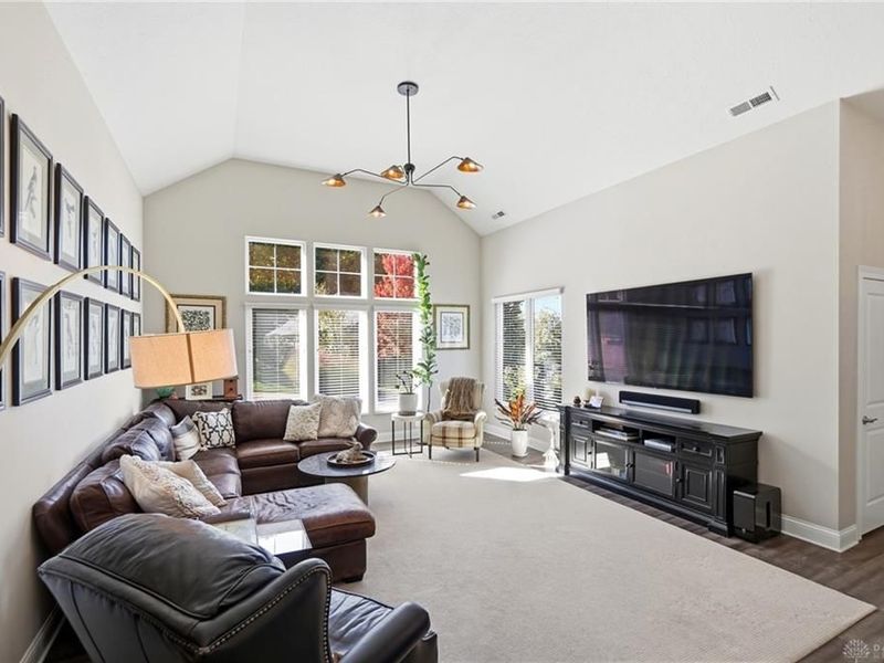 154 Pointe Oakwood Way, Oakwood, OH 45409 Photo 3