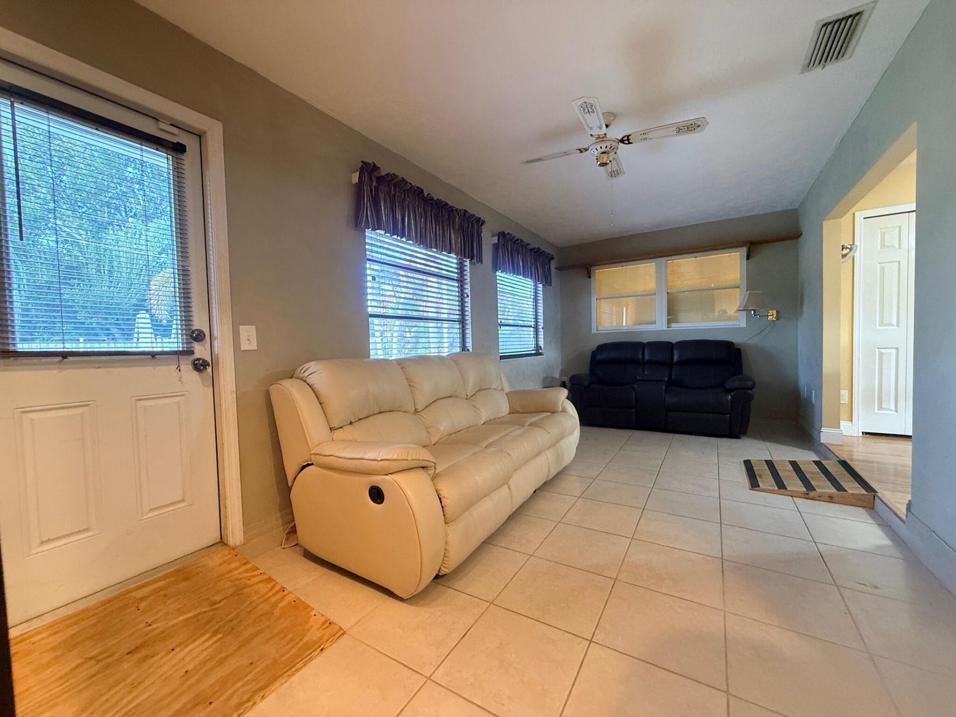 831 SE Carnival Avenue, Port Saint Lucie, FL 34983 Photo