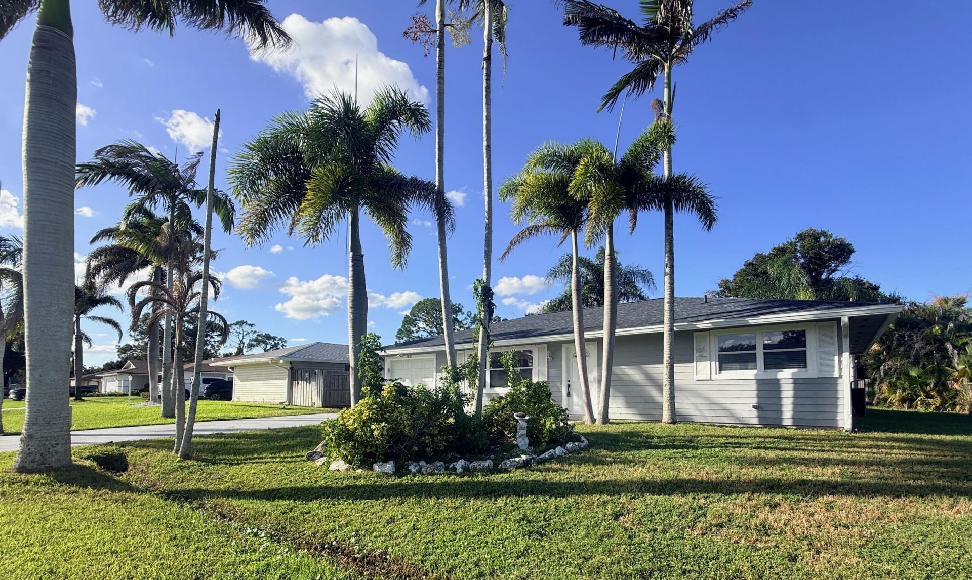 831 SE Carnival Avenue, Port Saint Lucie, FL 34983 Photo