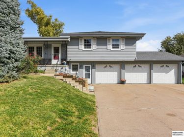 3817 N 93rd Street, Omaha, NE 68134