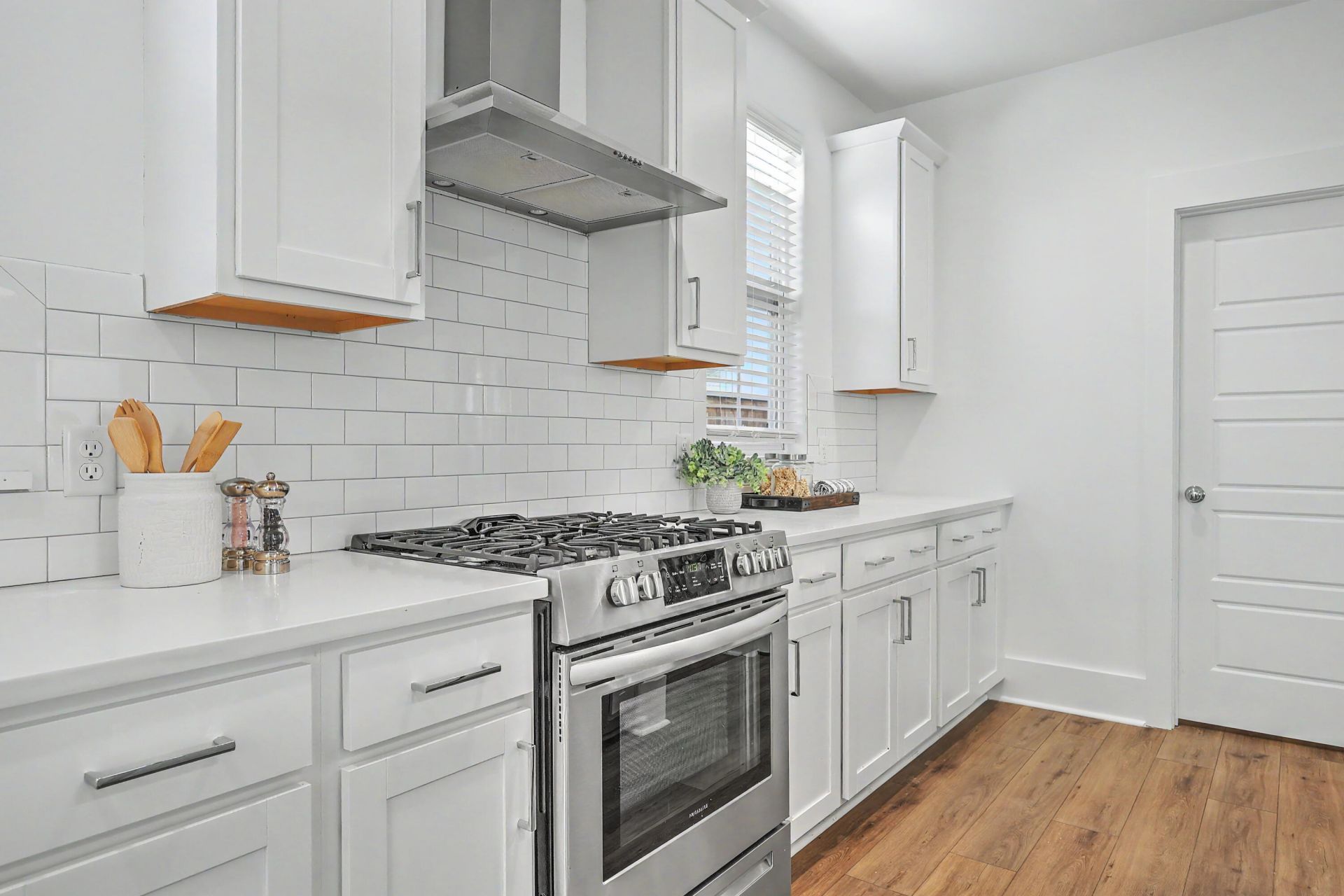 219 Clearblue Loop Photo 13
