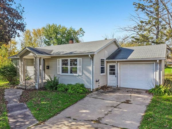 544 Ellinwood Avenue, Reedsburg, WI 53959