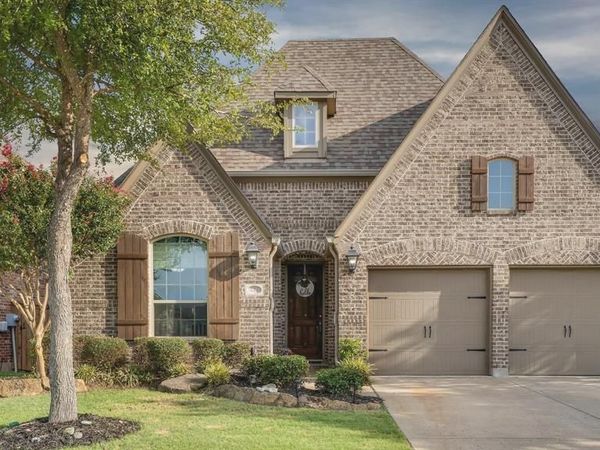 124 Village Creek Drive, McKinney, TX 75071