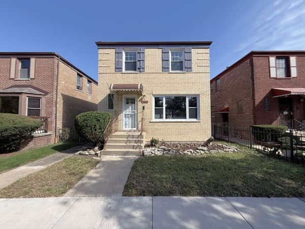 10641 S Sangamon Street , Chicago, IL 60643