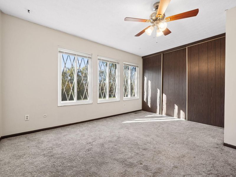 3300 Valley Lane S, Columbus, OH 43231 Photo 18