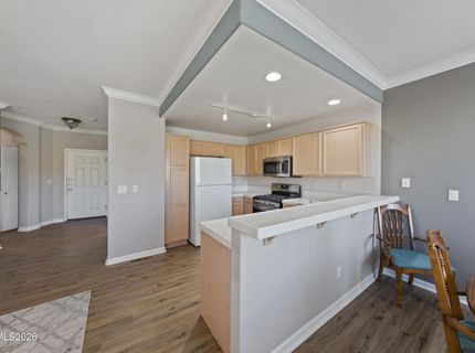 6230 Ingleston Drive, Unit APT 215, Sparks, NV 89436 Photo