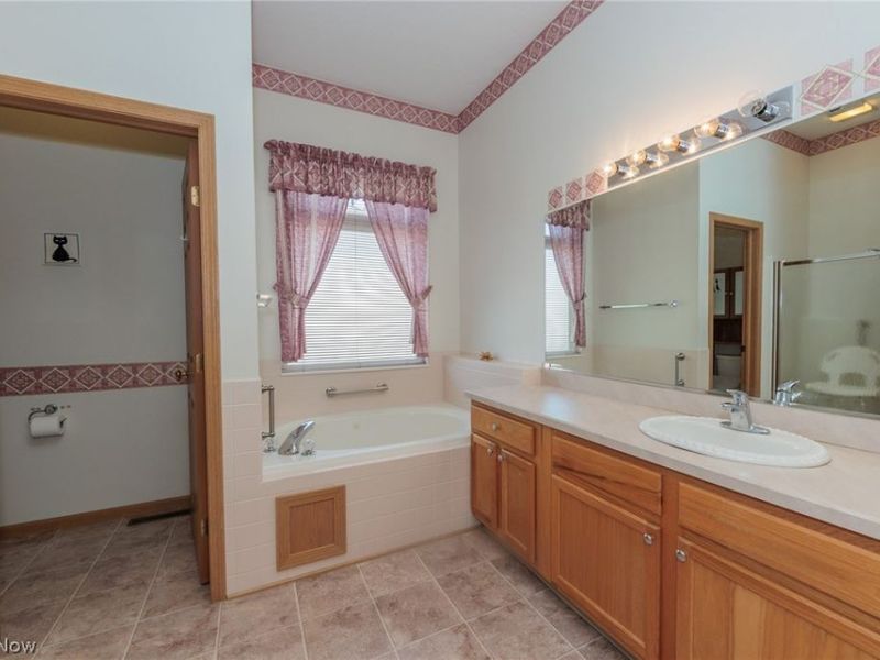 550 Deer Path Lane, Northfield Center, OH 44067 Photo 27