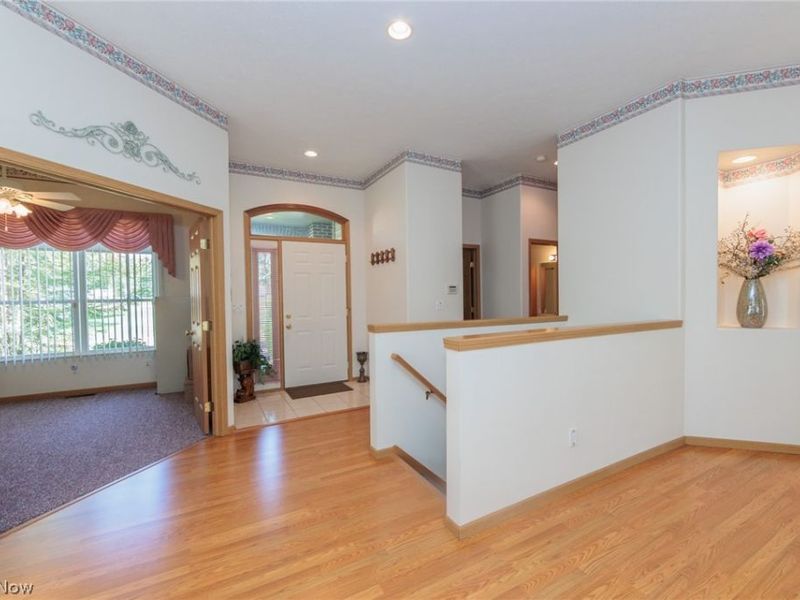 550 Deer Path Lane, Northfield Center, OH 44067 Photo 3