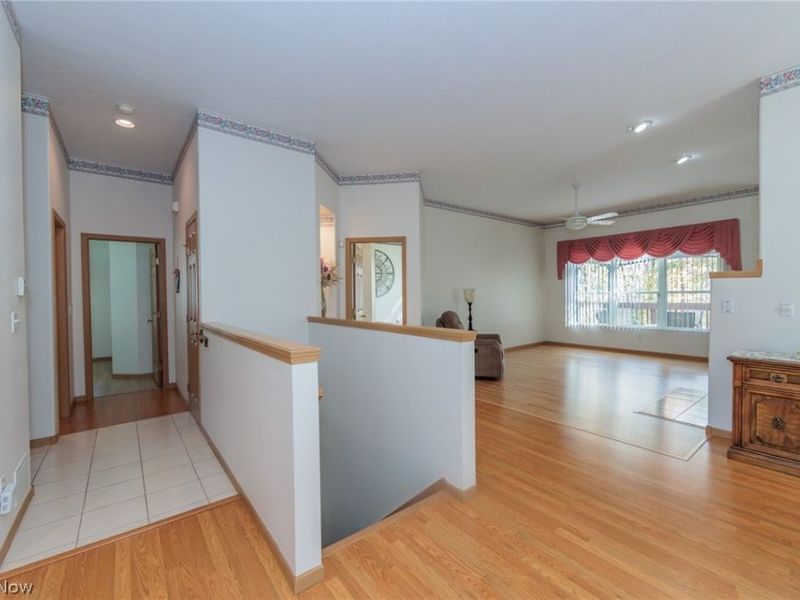 550 Deer Path Lane, Northfield Center, OH 44067 Photo 6