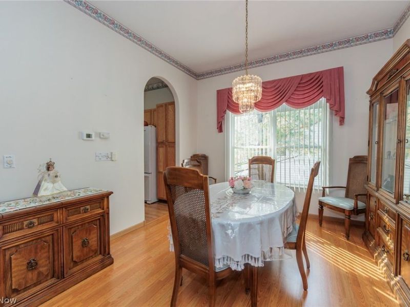 550 Deer Path Lane, Northfield Center, OH 44067 Photo 7