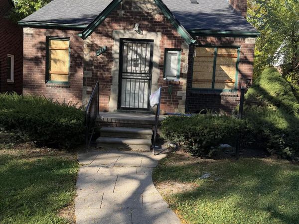 8227 Coyle Street, Detroit, MI 48228