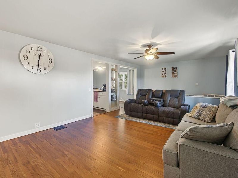 11191 Monroe Mills Road , Howard, OH 43028 Photo 16