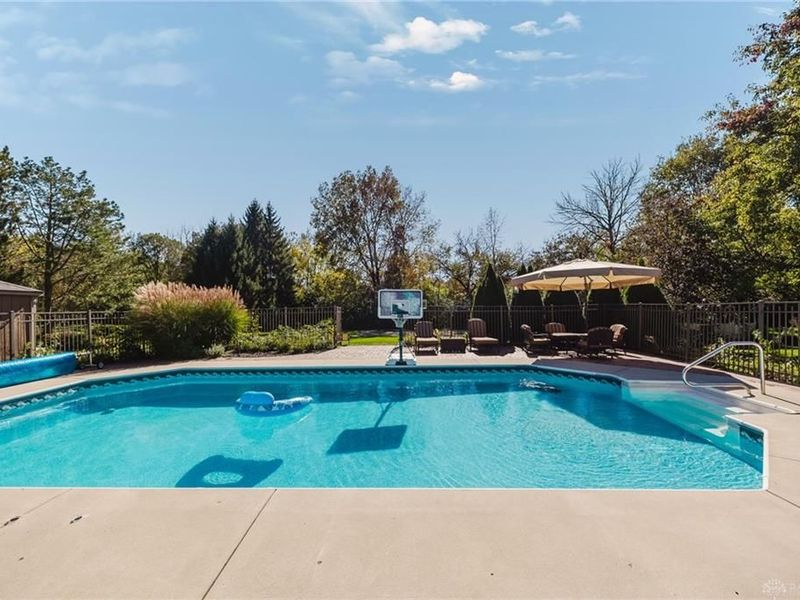 2066 Canterbury Court, Troy, OH 45373 Photo 77