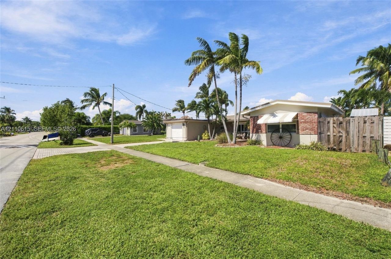 131 SE 12th St , Pompano Beach, FL 33060 Photo