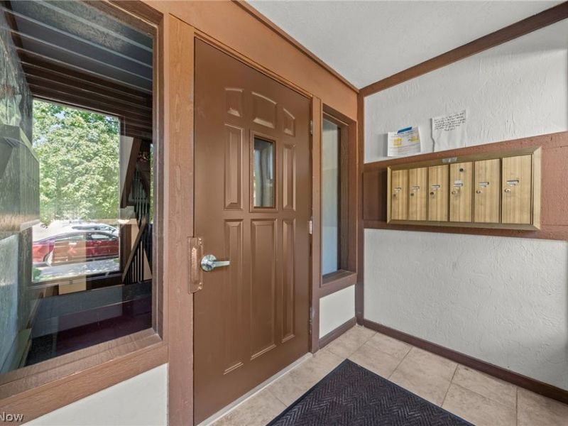 9820 Sunrise Boulevard , Unit S1, North Royalton, OH 44133 Photo 5