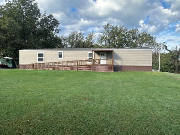 1422 N Pearl Street , Okmulgee, OK 74447