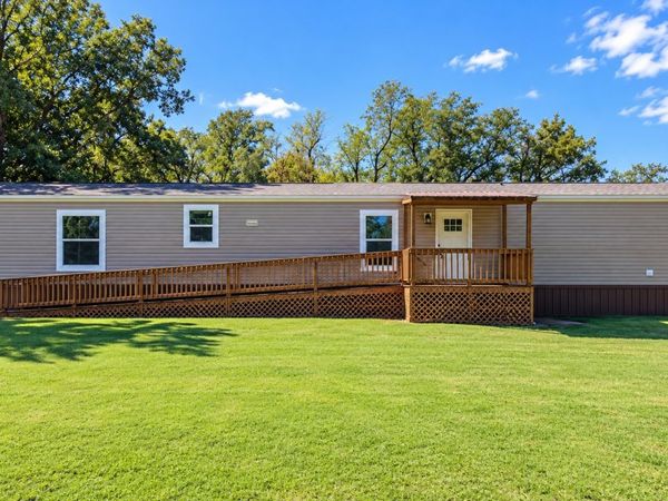 1422 N Pearl Street , Okmulgee, OK 74447
