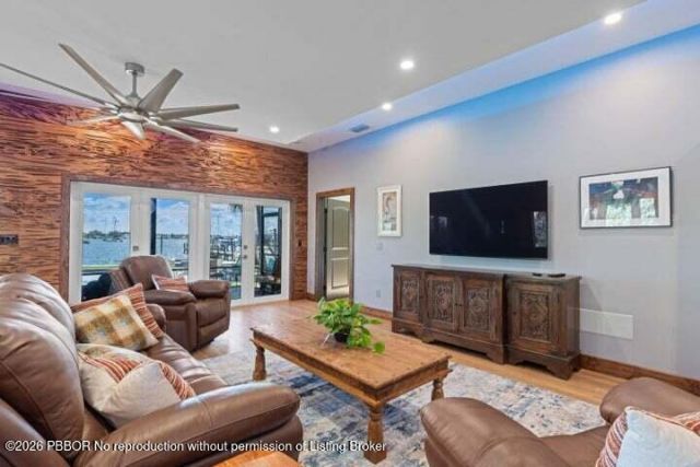 257 E 23rd Street, Riviera Beach, FL 33404 Photo