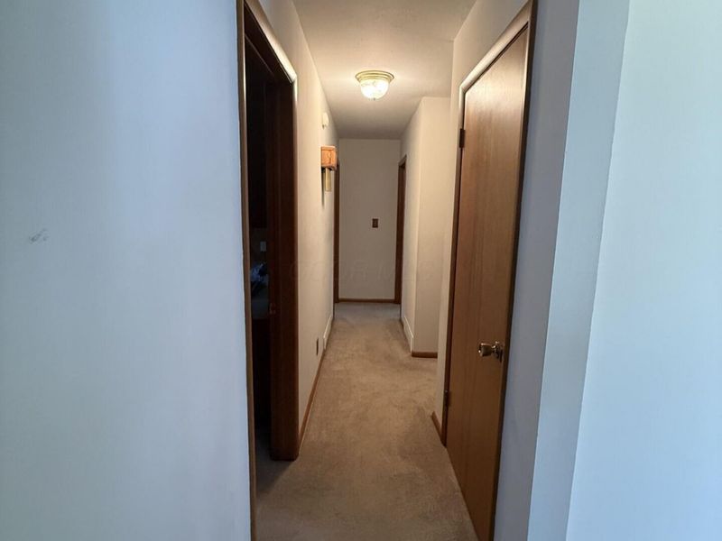 41 Arlington Avenue , London, OH 43140 Photo 8