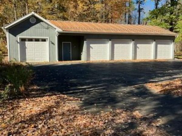 Putnam, Gansevoort, NY 12831