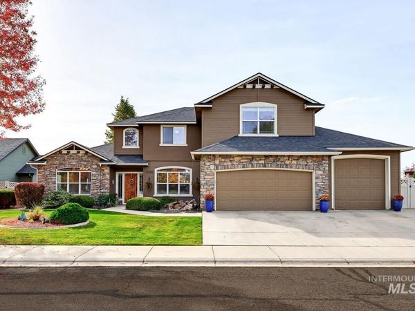 2939 W Piazza Dr, Meridian, ID 83646