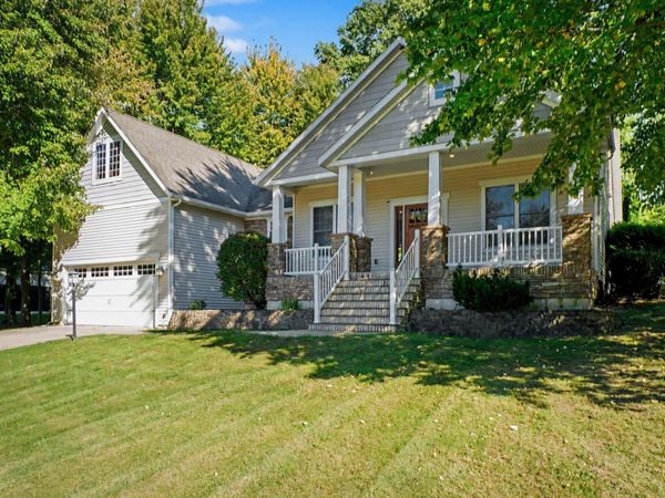 728 Gentry Lane, New Carlisle, IN 46552