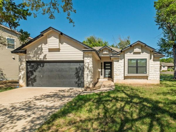 18631 Champions CIR, Lago Vista, TX 78645