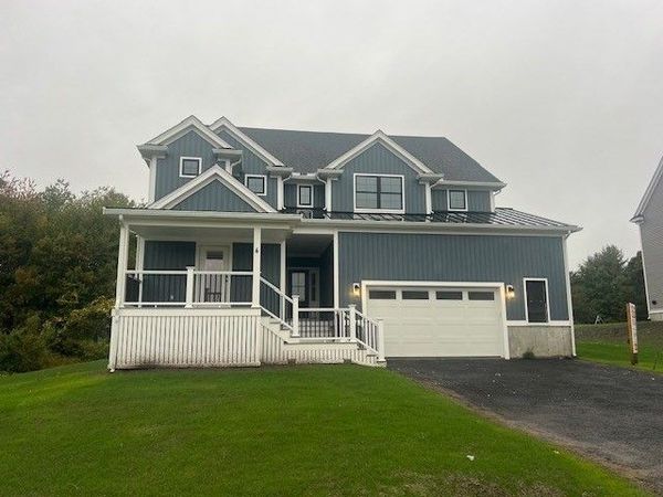 66 Parish Road, Unit 4, Georgetown, MA 01833