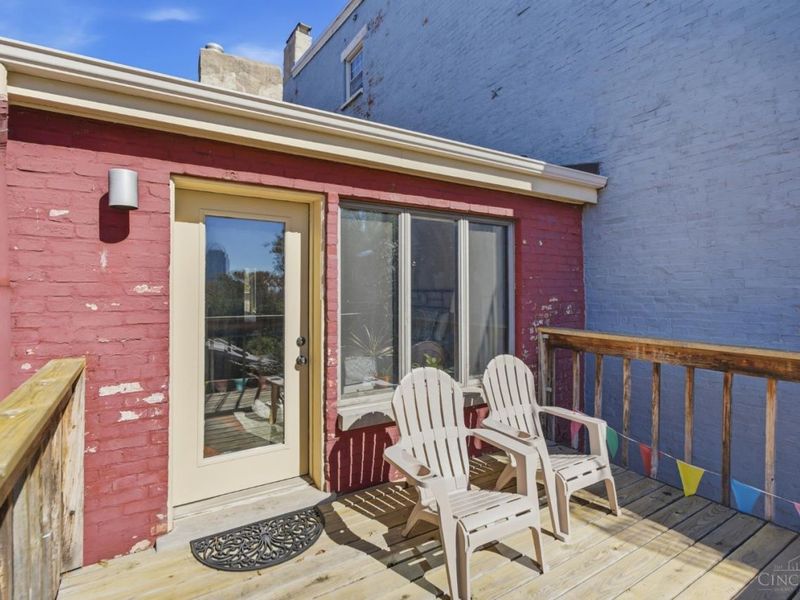 407 Milton, Cincinnati, OH 45202 Photo 25