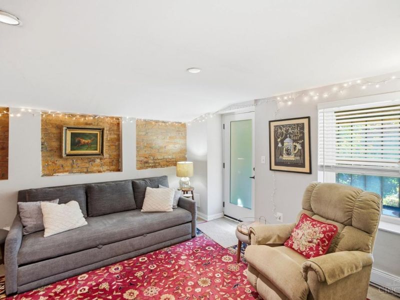 407 Milton, Cincinnati, OH 45202 Photo 40
