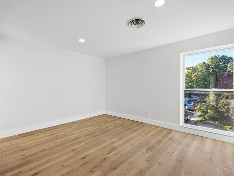 3825 Petoskey Avenue, Unit 31, Mariemont, OH 45227 Photo 26