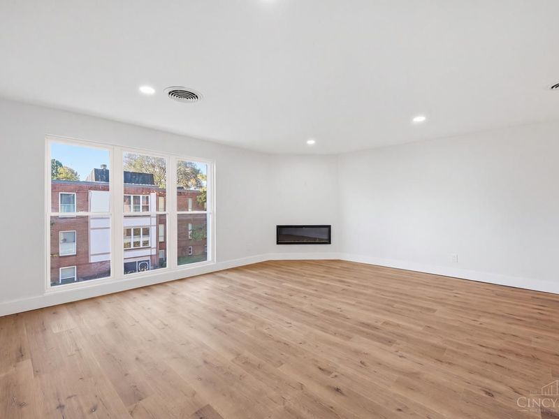 3825 Petoskey Avenue, Unit 31, Mariemont, OH 45227 Photo 5