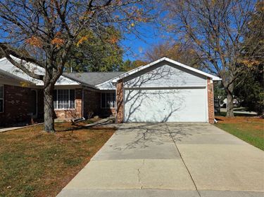 19304 Antonio Court , Unit 36, Roseville, Mi 48066
