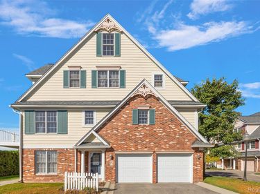 26018 Felicity Landing , Unit 8, Harrison Township, Mi 48045