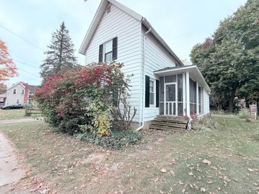 106 Cogshall Street , Holly Village, Mi 48442