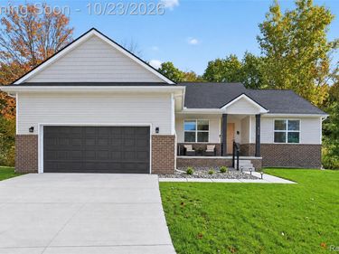 4279 Cypress Circle, Burton, Mi 48439