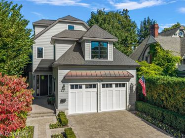 576 Vinewood Avenue , Birmingham, Mi 48009