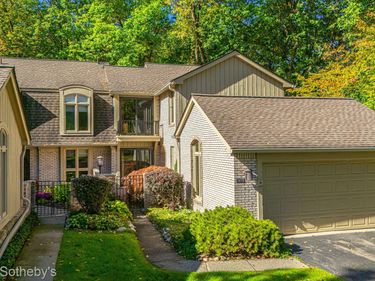 1419 Ravineview Court , Bloomfield Township, Mi 48304
