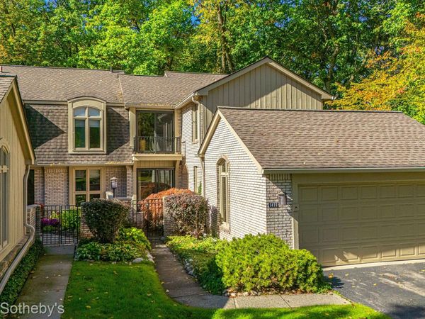 1419 Ravineview Court , Bloomfield Township, Mi 48304
