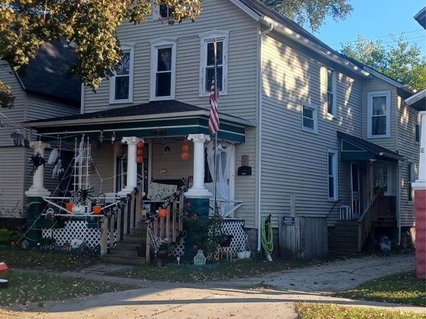 818 White Street , Port Huron, Mi 48060