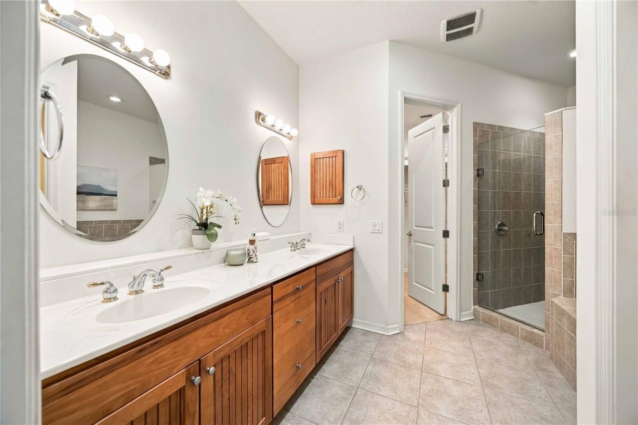 7311 Emma Road , Bradenton, FL 34209 Photo