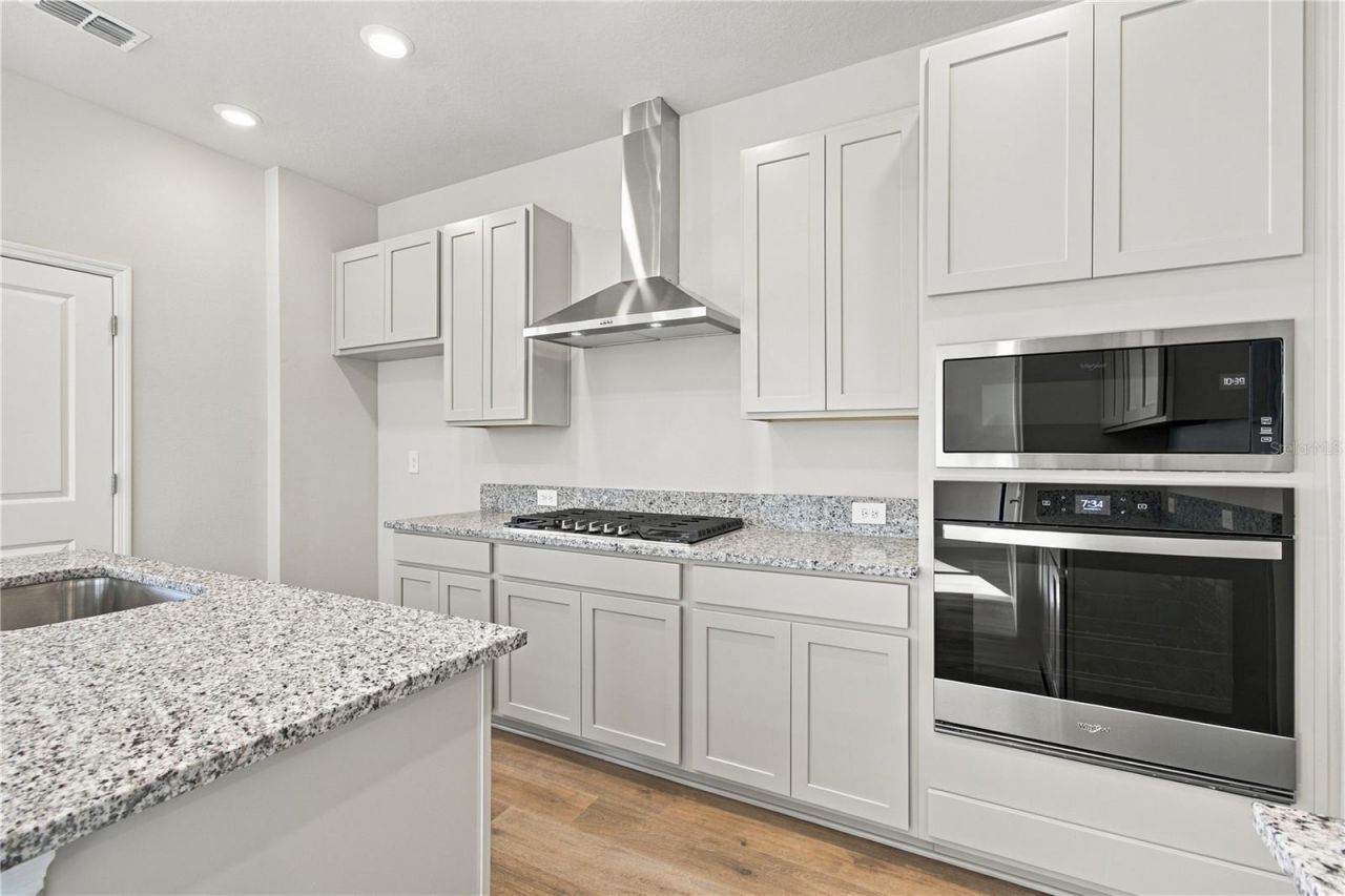 2837 Marrakesh Lane , Sarasota, FL 34234 Photo