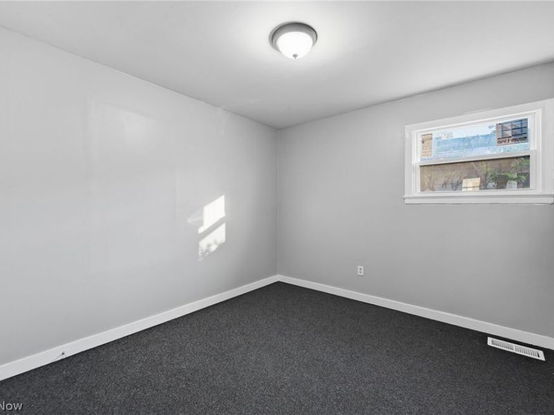 4469 E 154th Street , Cleveland, OH 44128 Photo 11