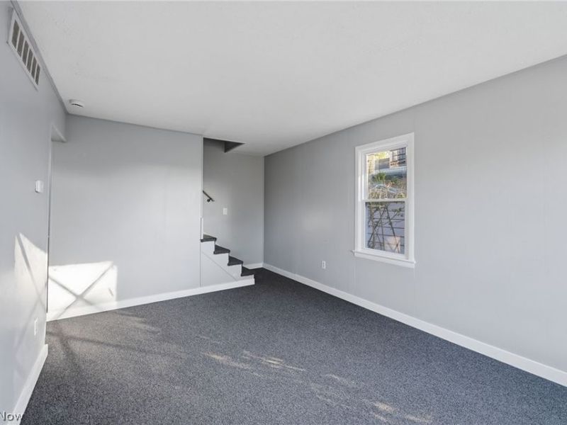 4469 E 154th Street , Cleveland, OH 44128 Photo 4