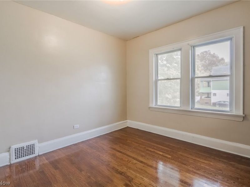 10709 Eliot Avenue, Unit UP, Cleveland, OH 44104 Photo 12