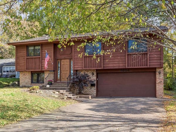 2904 Louisiana Avenue N, Crystal, MN 55427